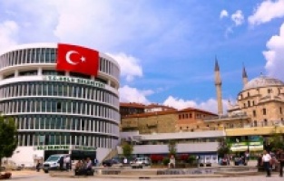 Bolu'da yere çöp ve izmarit atanlara 14 bin 407 liraya kadar para cezası