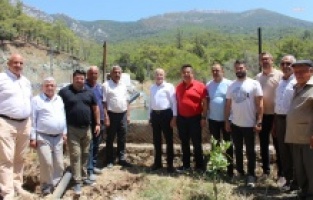 Antalya Büyükşehir’den Mavikentli çiftçilere sulama desteği