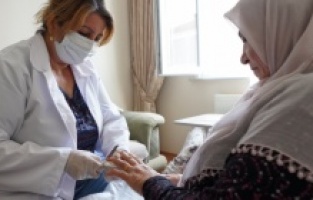 Beylikdüzü'nde “Evde Öz Bakım Hizmeti” uzman ekiplerce gerçekleştiriliyor