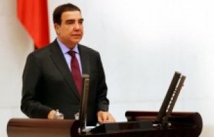 CHP'li  Toprak: "Türkiye'yi yasakçı bir ülkeye dönüştürmek isteyen iktidarın çabaları sonuçsuz kalacak"