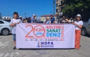 Hopa Kültür Sanat ve Deniz Festivali başladı