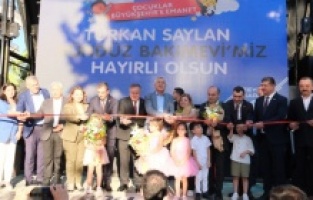 Adana'da coşkulu açılış töreni