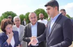 Ataşehir'de sokak hayvanları için 80 bin metrekarelik rehabilitasyon merkezi