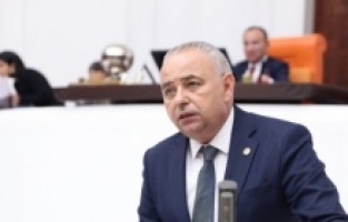 CHP’li Bakırlıoğlu: “Okulların temizliği velilere kaldı!”