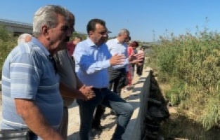 "Gediz Nehri'ne dökülen biyogaz atıkları binlerce canlının ölümüne neden oluyor"