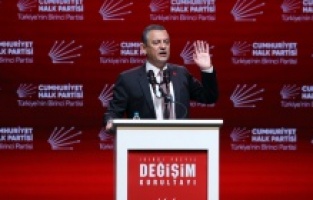 Özgür Özel: “İktidara yürüyen parti, eski ezberlerle muhalefet yapmaz,  yapamaz”