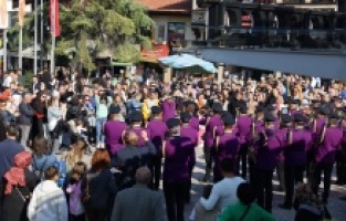 Bursa'nın dört bir yanında Cumhuriyet Bayramı coşkusu