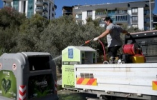 Kuşadası Belediyesi halk sağlığı için sahada