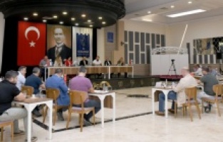 Kuşadası Belediyesi'nin 2025 bütçesine onay