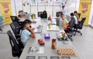 Mersin Büyükşehir, geleceğin bilim insanlarını yetiştiriyor