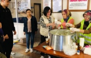 Akseki Belediyesi'nden üniversite öğrencilerine ücretsiz çorba