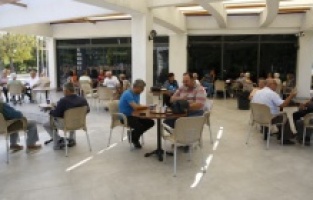 Antalya'da Emekliler Kahvesi’nde keyifli emeklilik