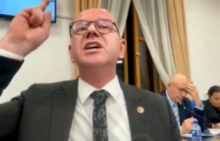 CHP'li Sarı: "Çiftçimiz iki traktörden birini kaybetti"