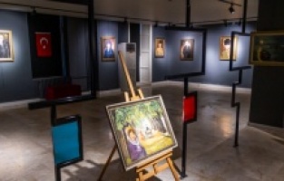 Mersin Büyükşehir'den Cumhuriyet'in 101. yılına özel sergi