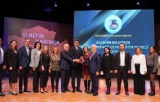 Ataşehir Belediyesi iki projesi ile Altın Karınca Ödülü aldı