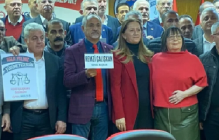 DİSK'ten tutuklamalara tepki: "Dün teslim olmadık, bugün de yarın da olmayacağız"