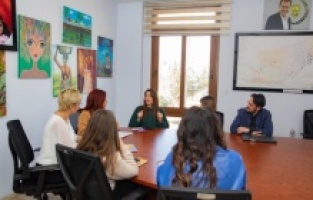 Mersin Büyükşehir'in Sosyal Politikalar Ofisi'ne ziyaretçi yağmuru