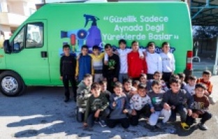 Mezitli Belediyesi’nin ücretsiz Mobil Kuaför hizmeti başladı