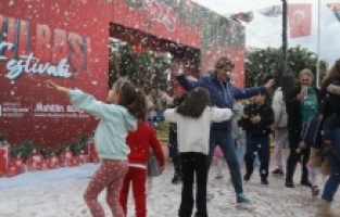 Yılbaşı Festivali'ne yoğun ilgi