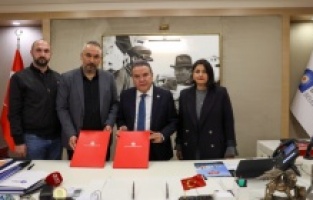 Başkan Muhittin Böcek sosyal denge tazminatı sözleşmesini imzaladı