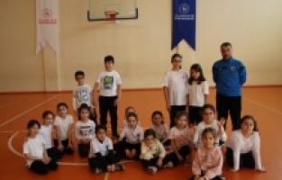 Kartal Belediyesi Kış Spor Okulu Başladı