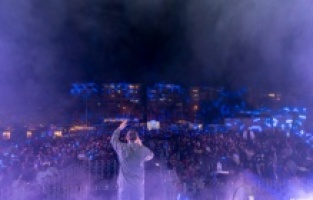 Mersin Büyükşehir, unutulmaz bir yılbaşı gecesi yaşattı