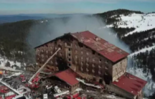 Sağlık Bakanlığı'ndan yangın faciasında yaralananların durumuyla ilgili açıklama
