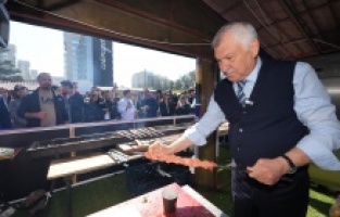 Antalya Culinary Forum’da Adana ve Zeydan Karalar rüzgarı