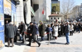 Başkent'te uygun fiyatlı ete yoğun ilgi