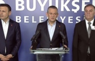 Özgür Özel: "Bu zulme ortak olanların bayramını kutlamak mümkün değil!"