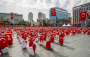 23 Nisan’da çocuk neşesi İzmir’i saracak