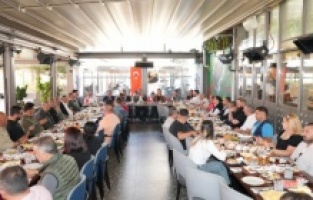 Başkan Kotan, Konyaaltı esnafıyla buluştu