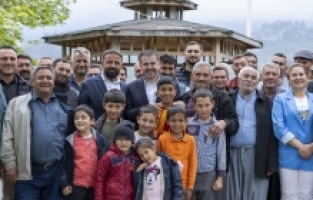 Başkan Tuncer'e köy ziyaretlerinde yoğun ilgi