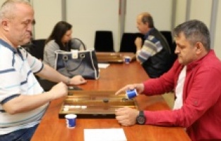 Bursa'da zarlar eşitlik için atıldı