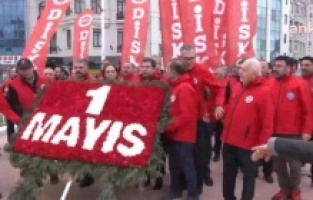 DİSK: "Taksim yasağından vazgeçin, bu barikatları kaldırın!"