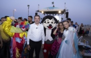 Mezitli'de festival coşkusu sürüyor