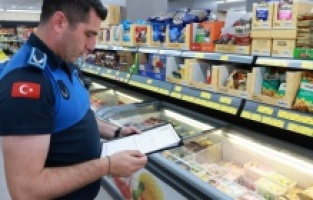 Mezitli Belediyesi Zabıtası'ndan sıkı denetim