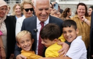 Bursa'da sokaklar da çocuklar da gülümsüyor