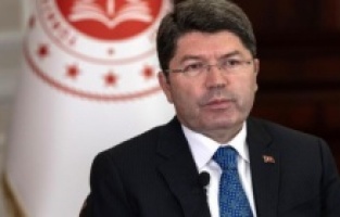 Yılmaz Tunç'tan CHP'ye yönelik dava hakkında açıklama