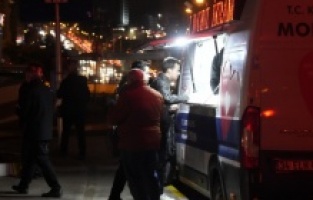 Kartal Belediyesi’nden Vatandaşlara Sıcak Çorba İkramı