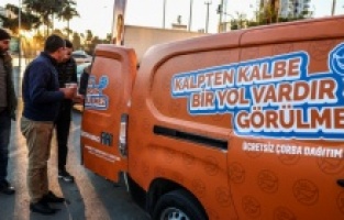 Mezitli Belediyesi'nden soğuk havalarda sıcak dokunuş