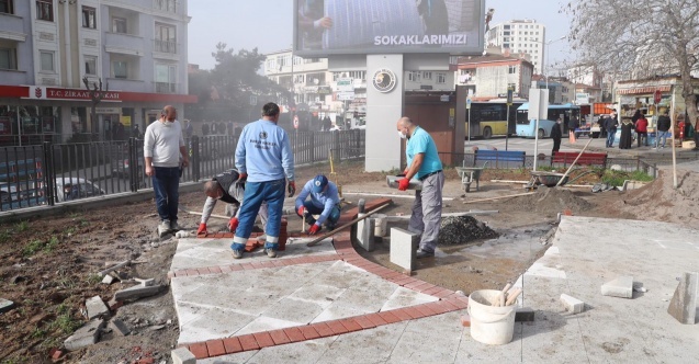 Tarihi Yakacık Meydanı eski günlerine dönüyor