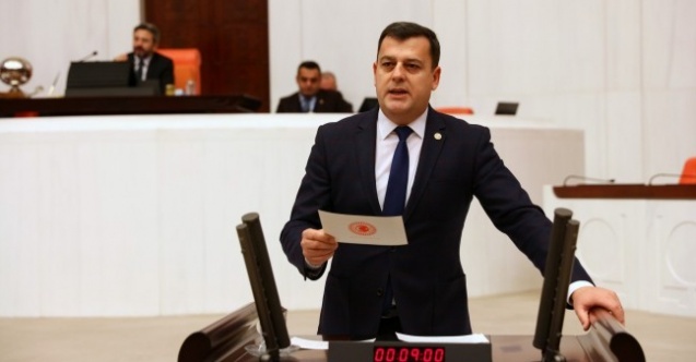 CHP'li Gündoğdu: "Millet yaya, siz Ay'a!