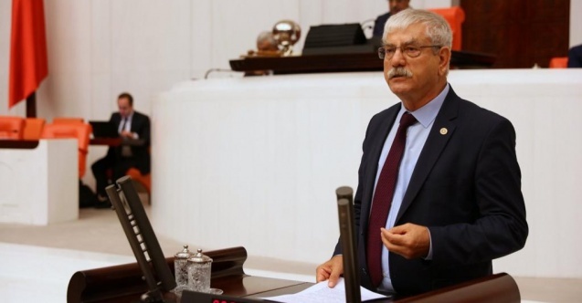 quot;Doğa katliamını örtmek için Tire Kartal Dağı da yeşile boyanmasın!quot;