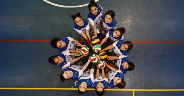 İBB#039;den 35 okula yeni spor salonu!