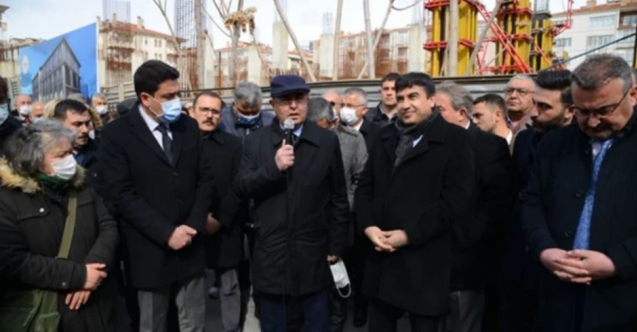 CHP'li başkan, Hükümet Konağı inşaatını mühürledi!