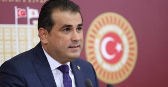 "Emekli torunundan kaçıyor"