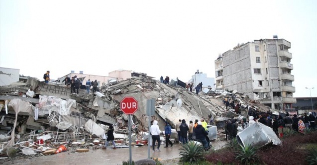AFAD: quot;Hayatını kaybedenlerin sayısı 1121quot;