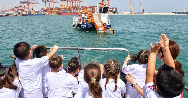 Mersin Büyükşehirden çocuklara uygulamalı deniz temizliği eğitimi
