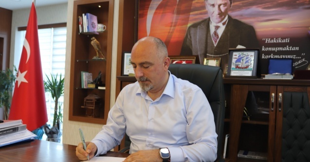 Hopa Belediye Başkanı Utku Cihan, Belediye Başkanları Sözleşmesini İmzaladı